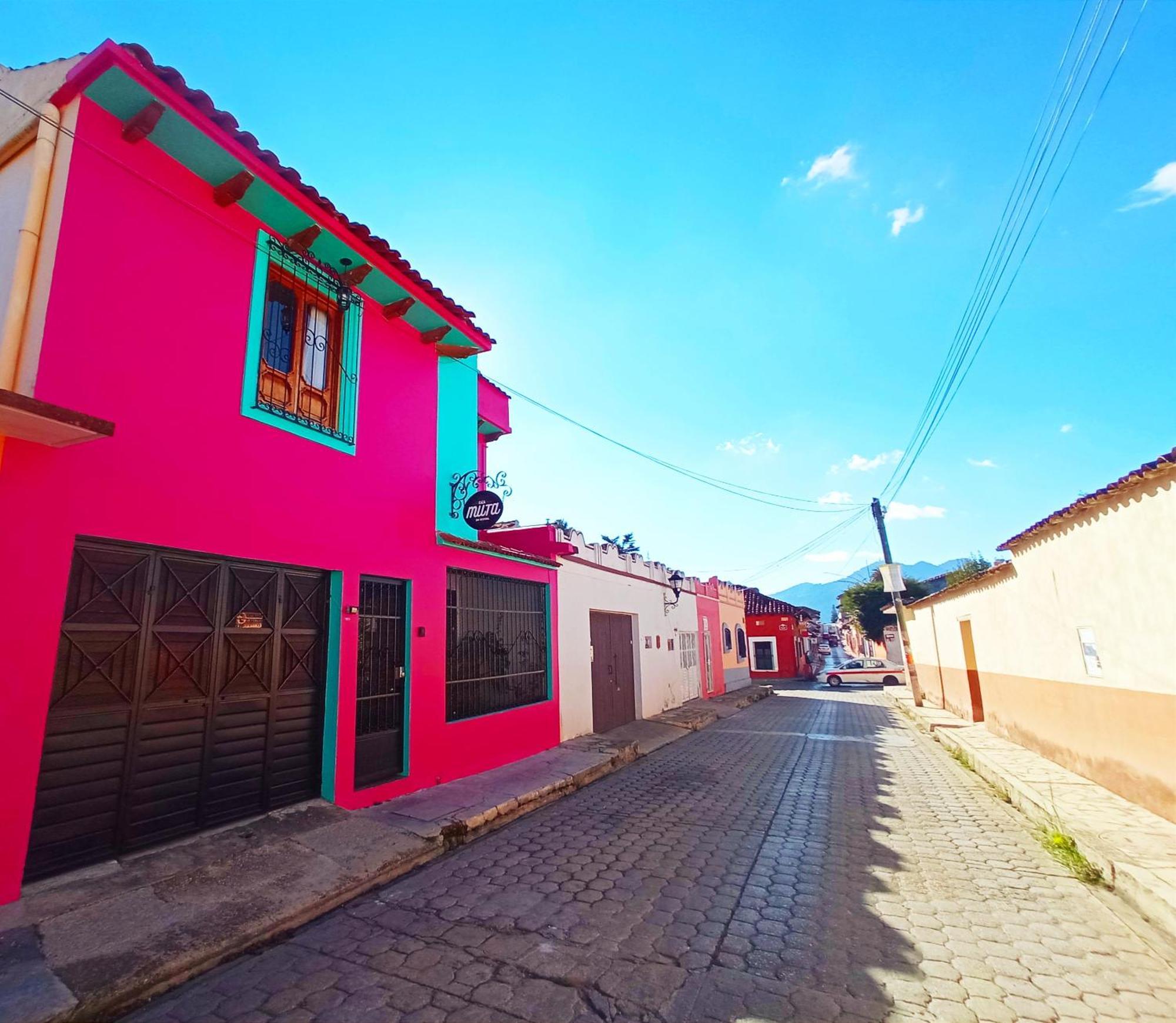 Kaza Muta Bed & Breakfast San Cristobal de las Casas Luaran gambar